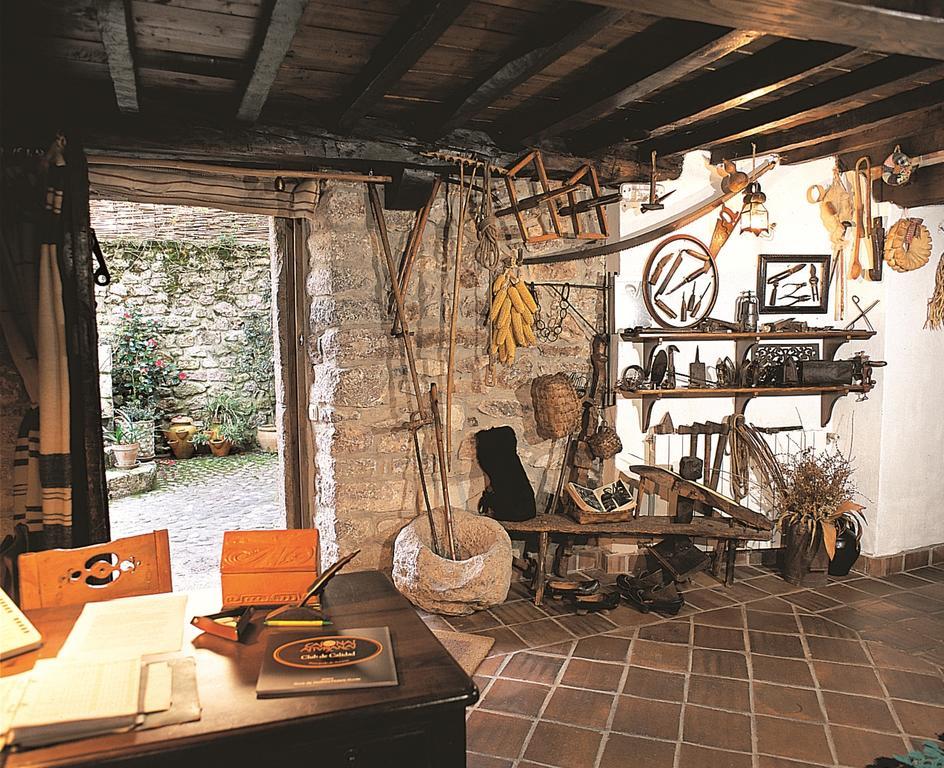 Casona D'alevia Hotel