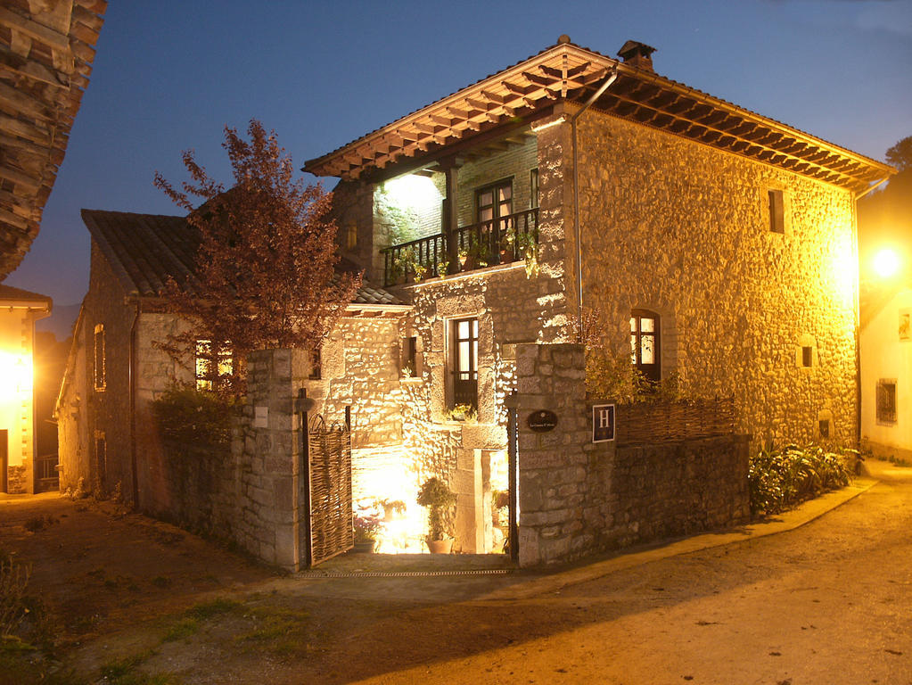 Casona D'alevia Abandames